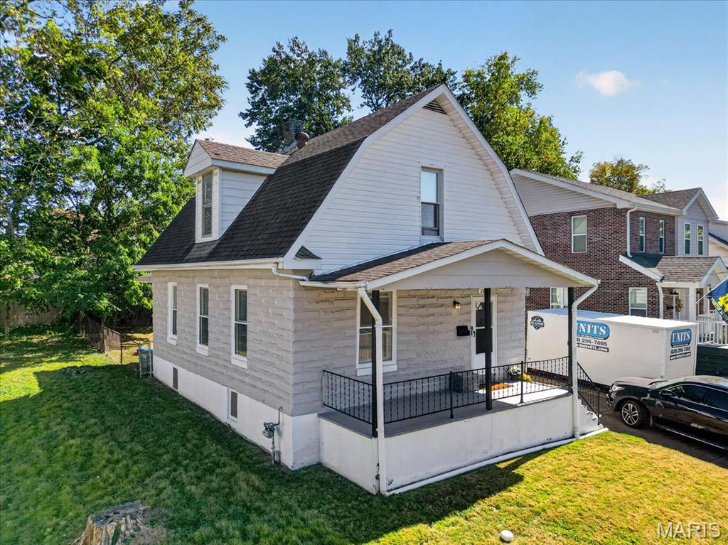 2632 Lyle Avenue Property Photo 1