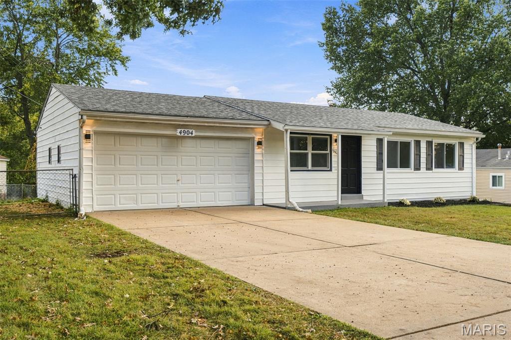 4904 Plum Tree Lane Property Photo 2