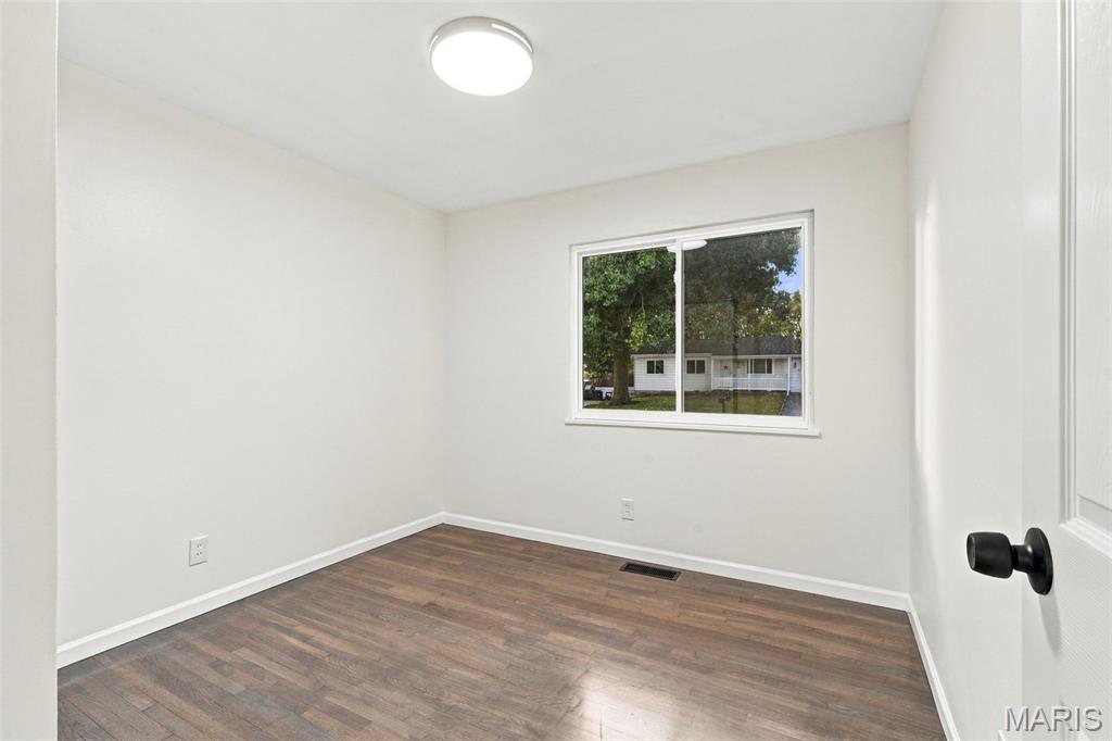 4904 Plum Tree Lane Property Photo 14
