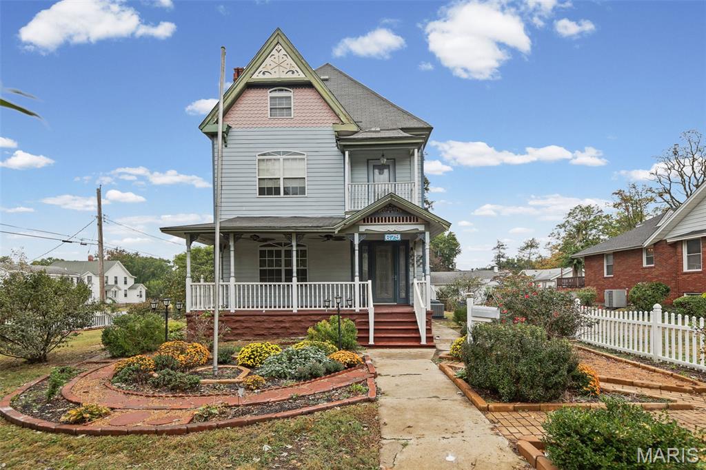 679 St Louis Property Photo 1