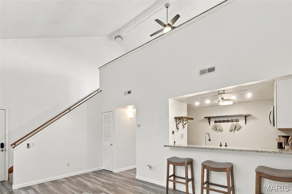 9718 Raintree Village Drive 3d Property Photo 2