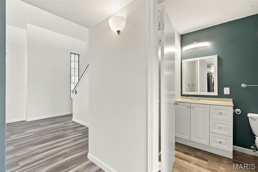 9718 Raintree Village Drive 3d Property Photo 13