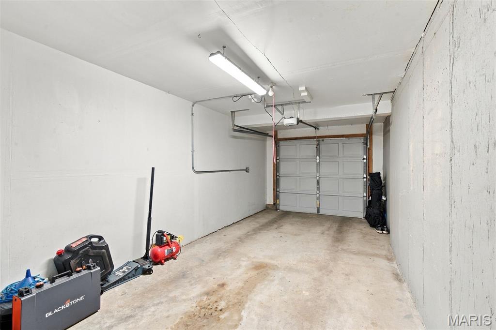 9718 Raintree Village Drive 3d Property Photo 26