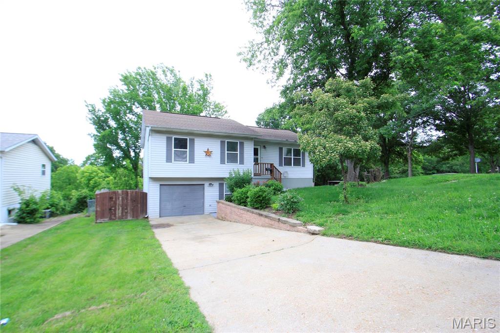 414 E Clement Street Property Photo 1