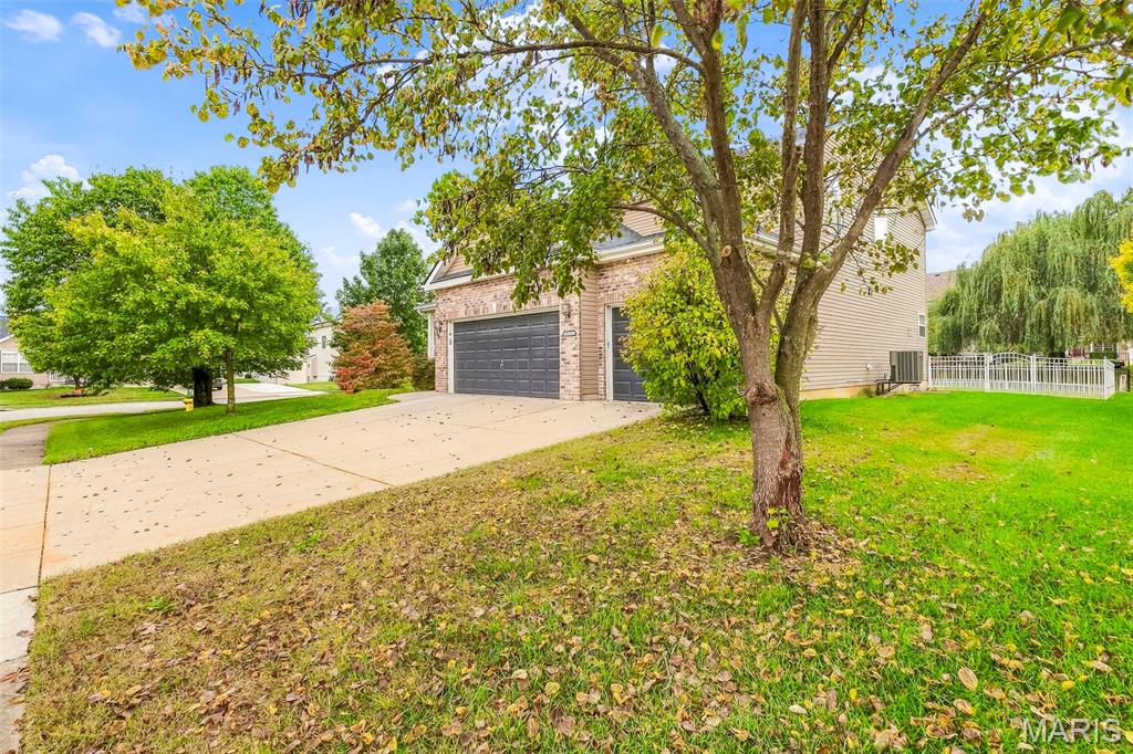 3615 Scotsdale Drive Property Photo 3