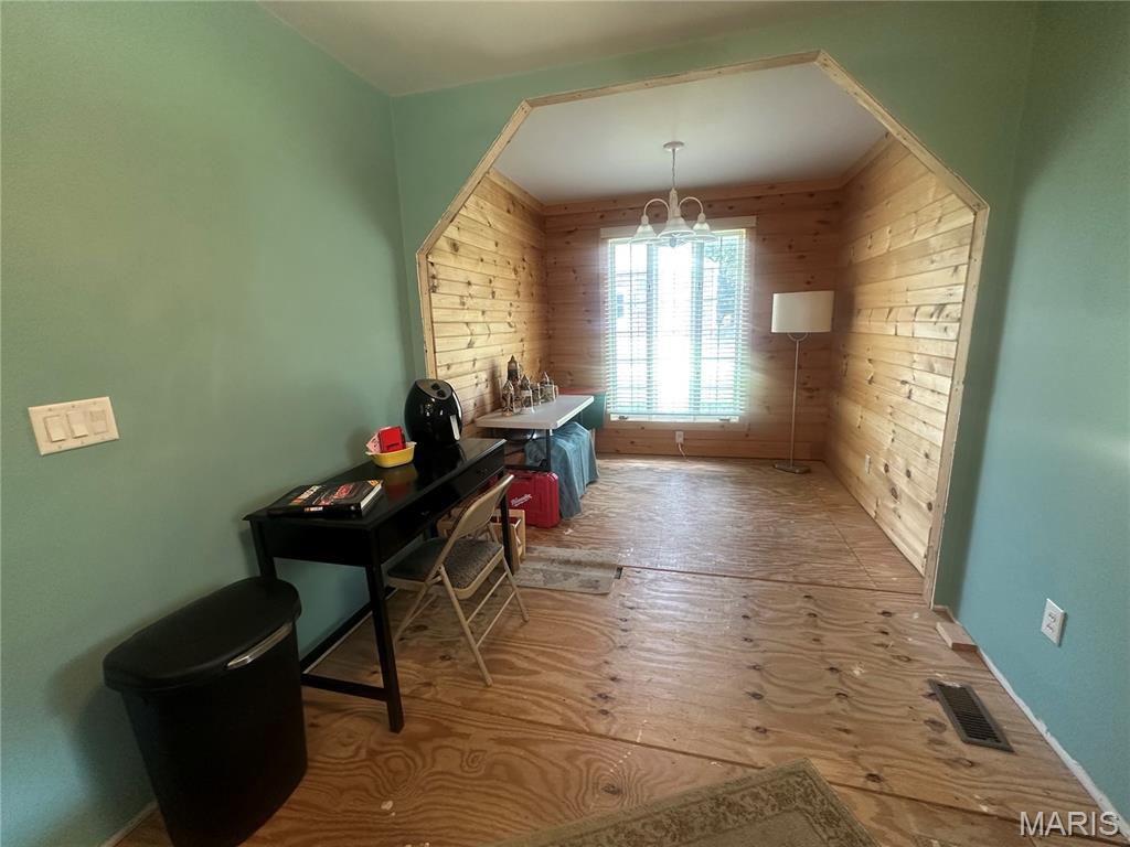 1831 Good Hope Street Property Photo 9