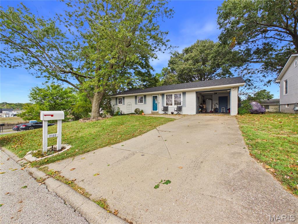 2122 Brink Avenue
