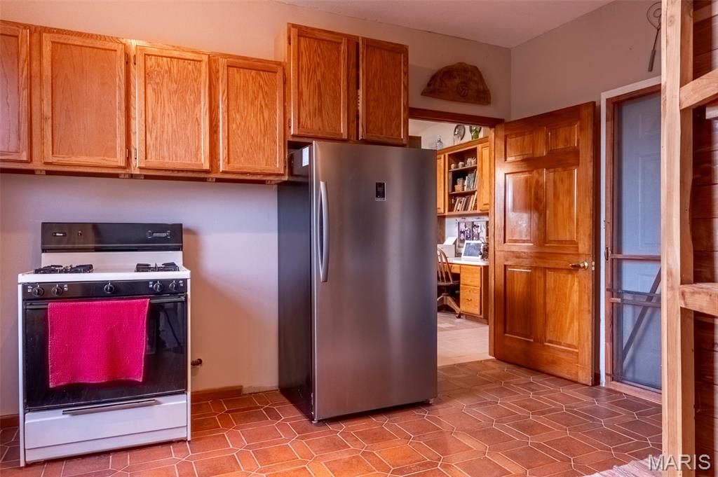 16153 Monroe Road 743 Property Photo 35