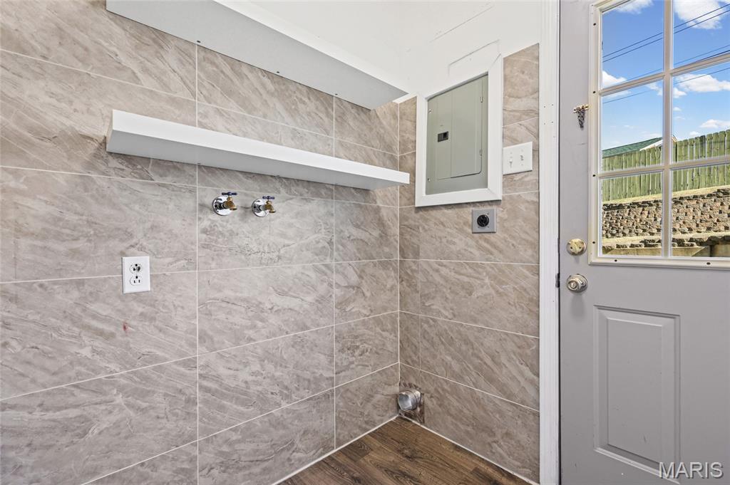 4301 Barth Drive Property Photo 41