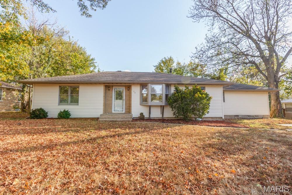 13 Lake Drive Property Photo 1