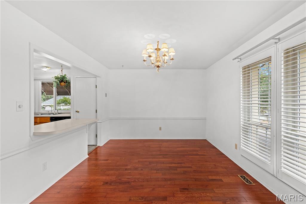 353 Bellestri Dr. Property Photo 4