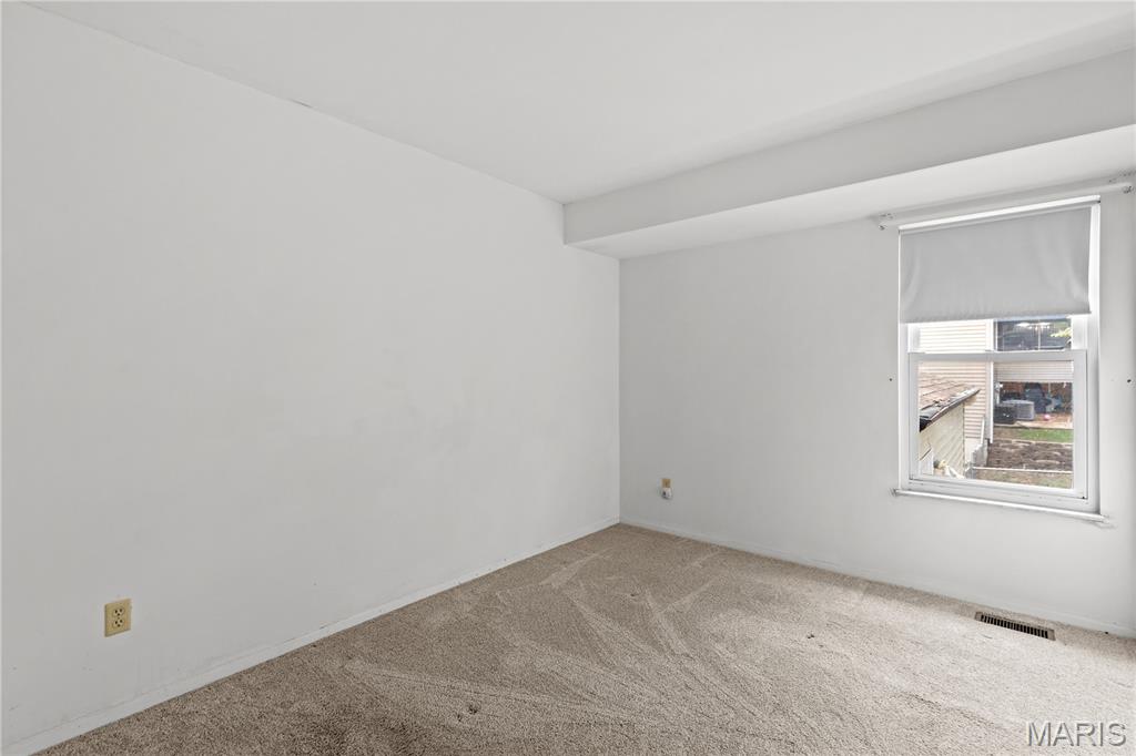 353 Bellestri Dr. Property Photo 19
