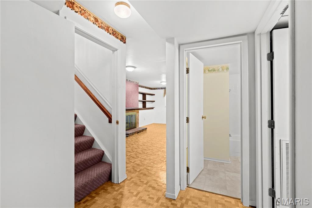353 Bellestri Dr. Property Photo 20