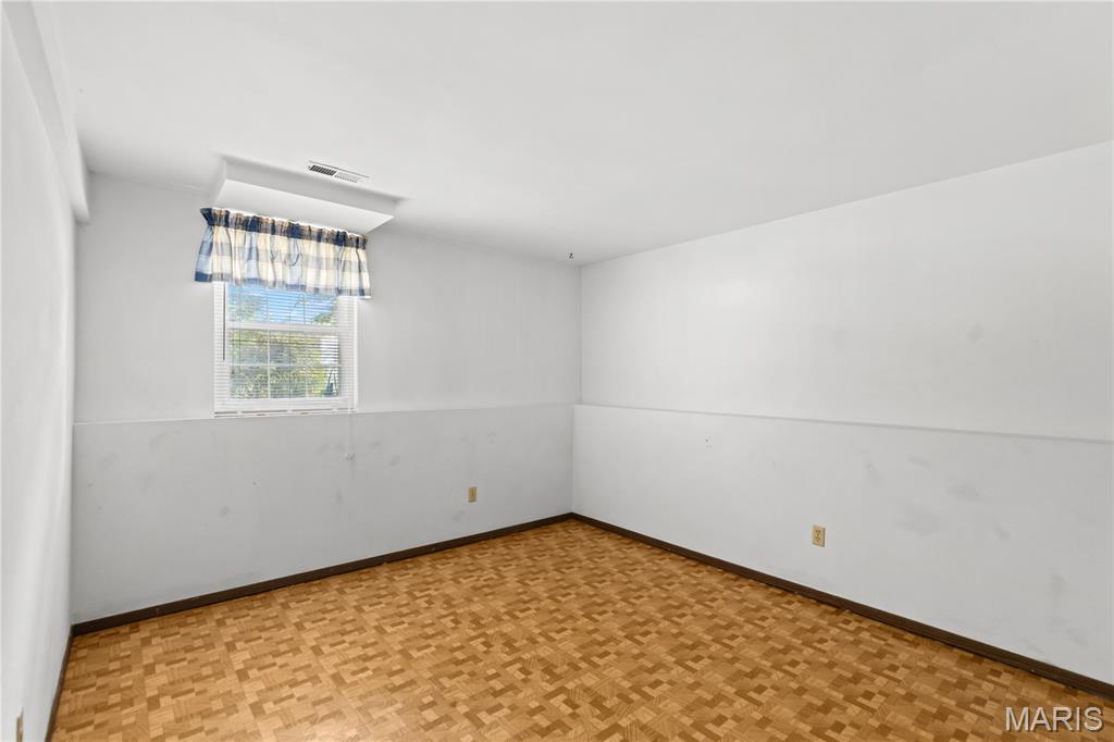 353 Bellestri Dr. Property Photo 21