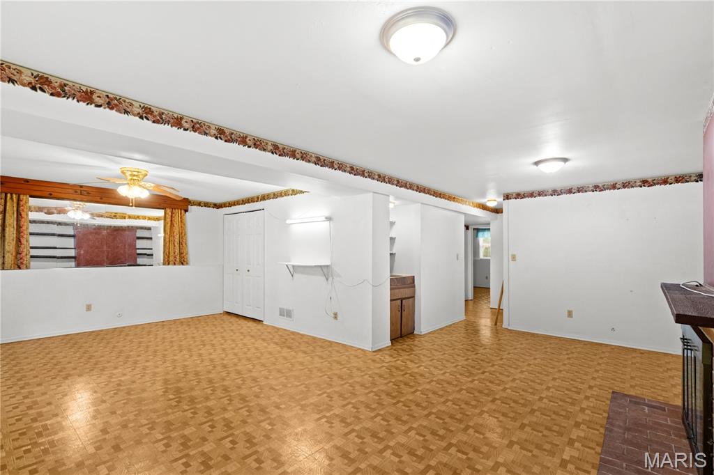 353 Bellestri Dr. Property Photo 24