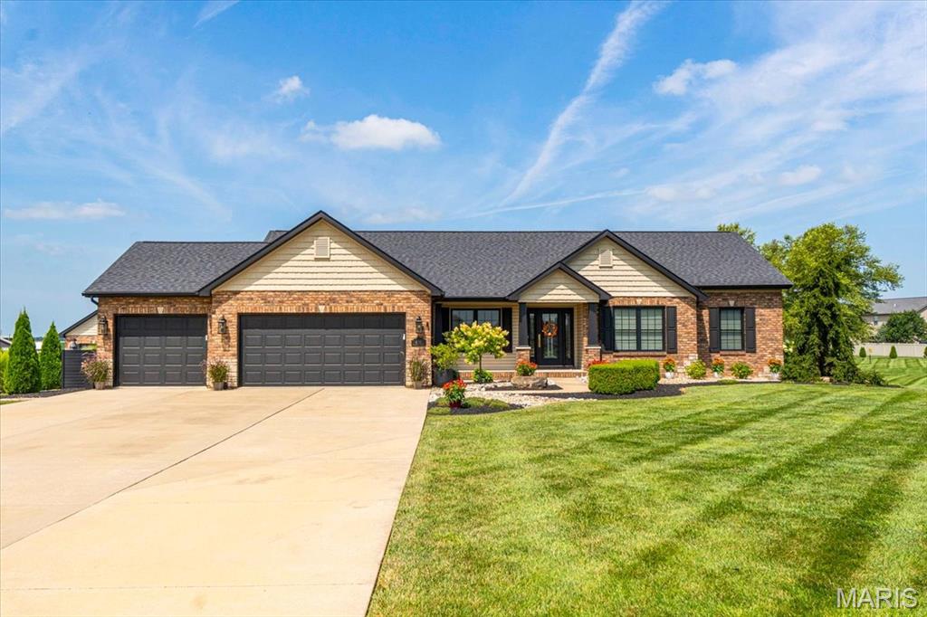 4119 Summer Oak Drive Property Photo 1