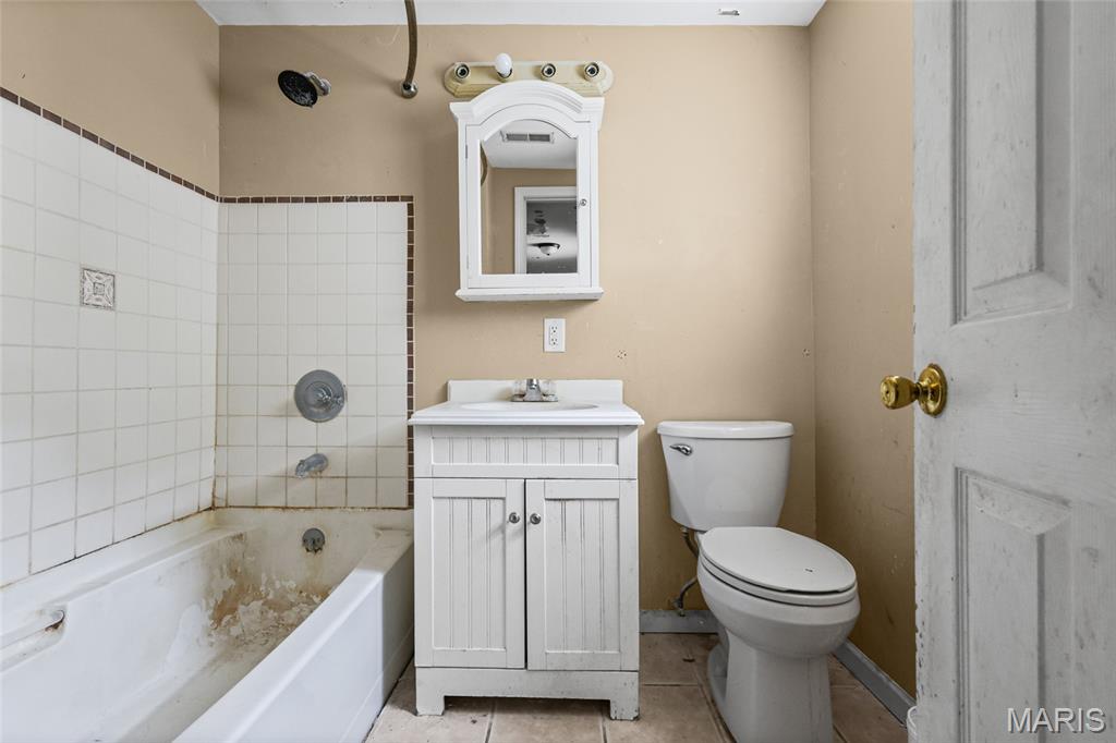 913 Boyd Street Property Photo 34