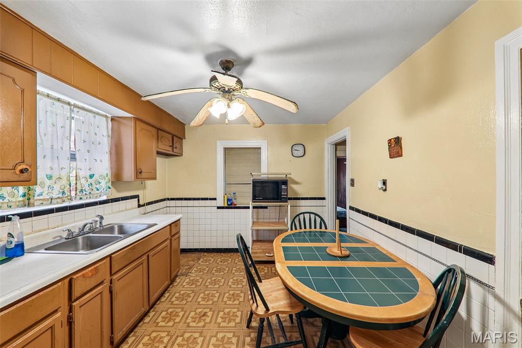 2912 Maywood Avenue Property Photo 11