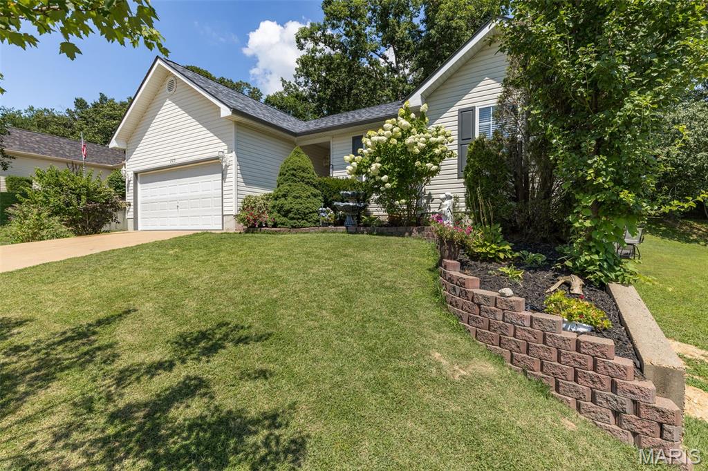 223 Williamsburg Drive Property Photo 49