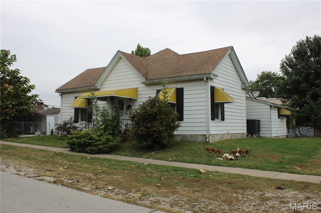 202 E. Caldwell St Property Photo 3