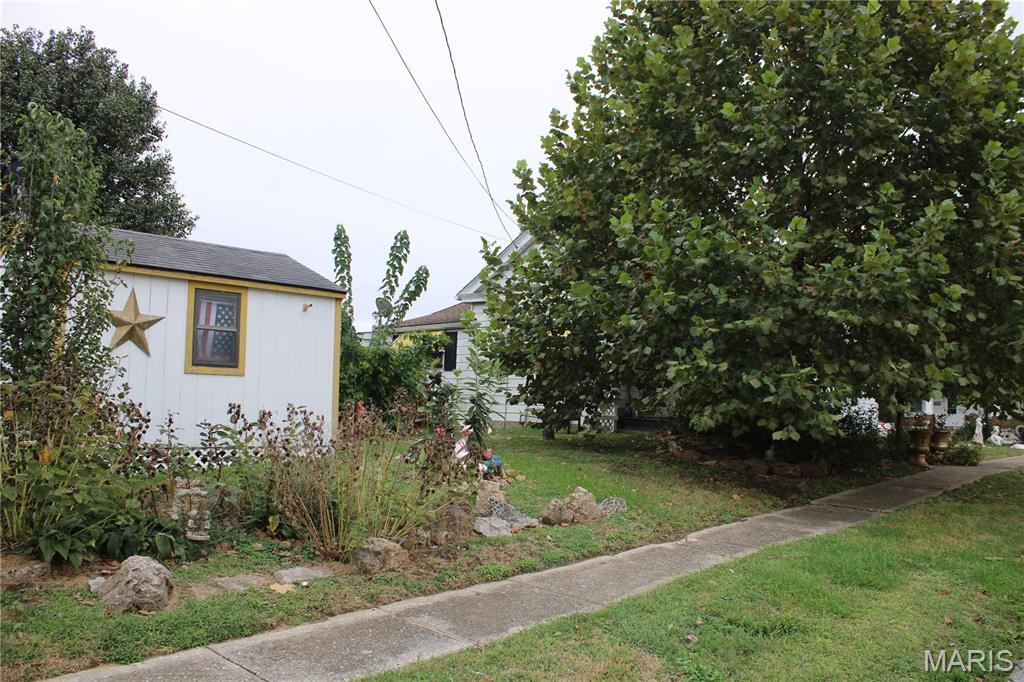 202 E. Caldwell St Property Photo 7