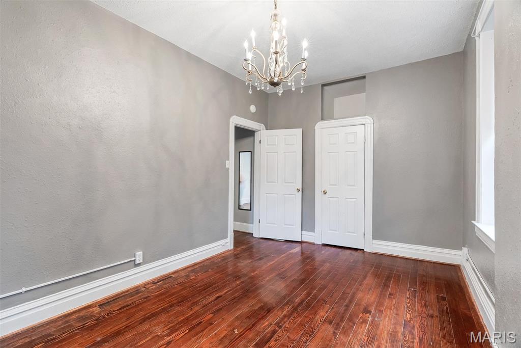 748 Dover Place Property Photo 30