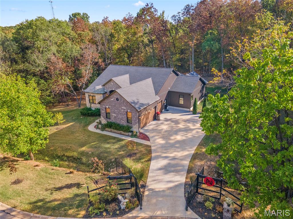 1623 Barry Place Property Photo 1