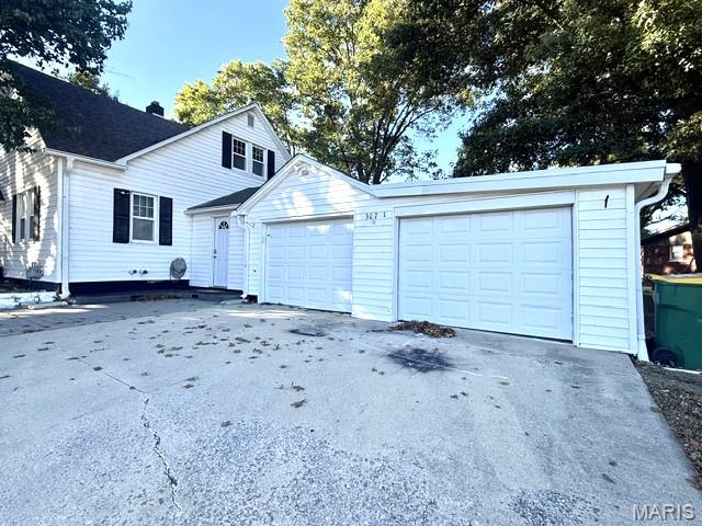 307 E State Route 161 Property Photo 2
