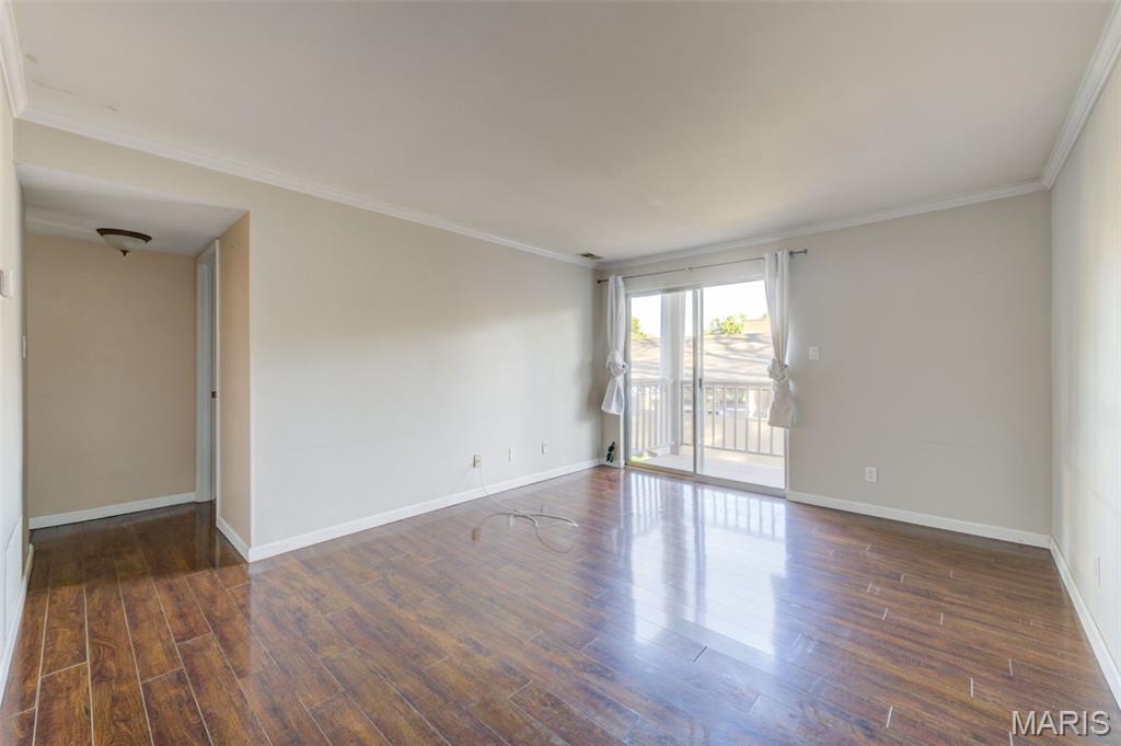 700 Ridgeside Drive H Property Photo 5