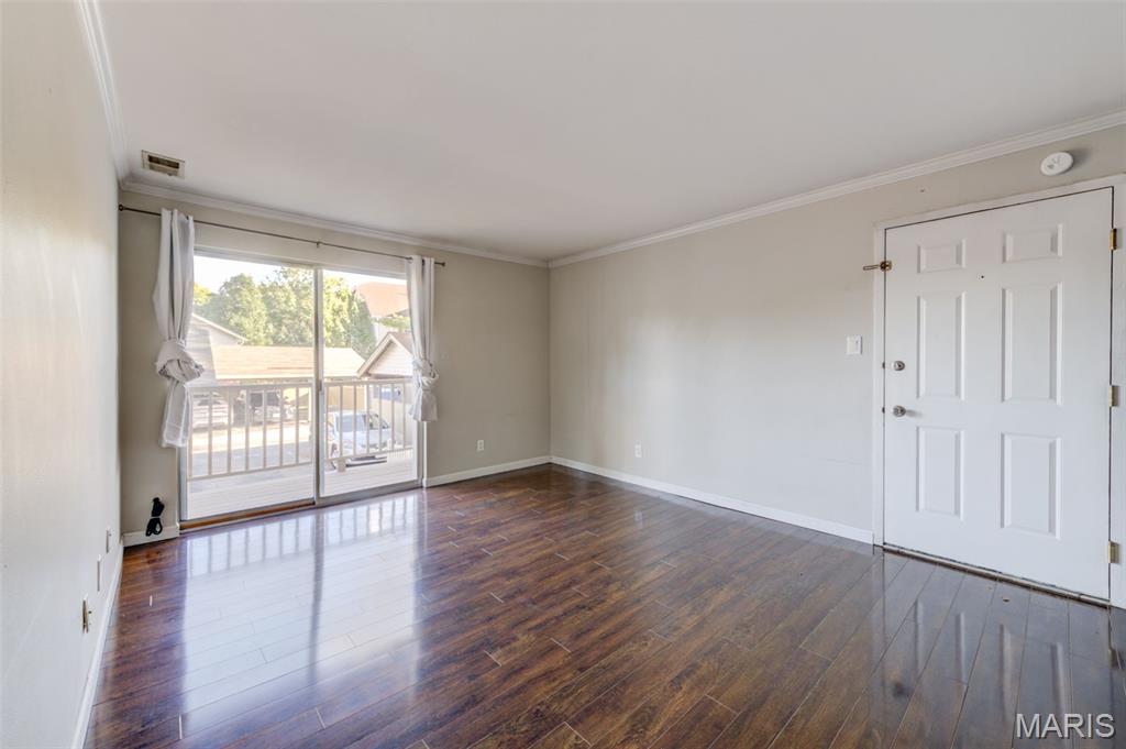 700 Ridgeside Drive H Property Photo 6