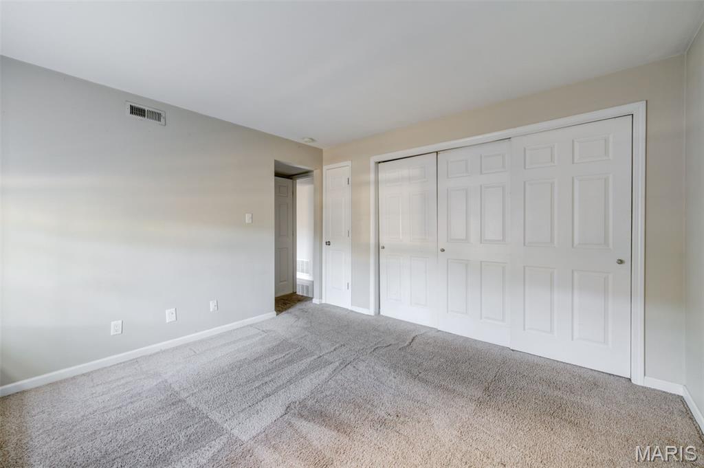700 Ridgeside Drive H Property Photo 12
