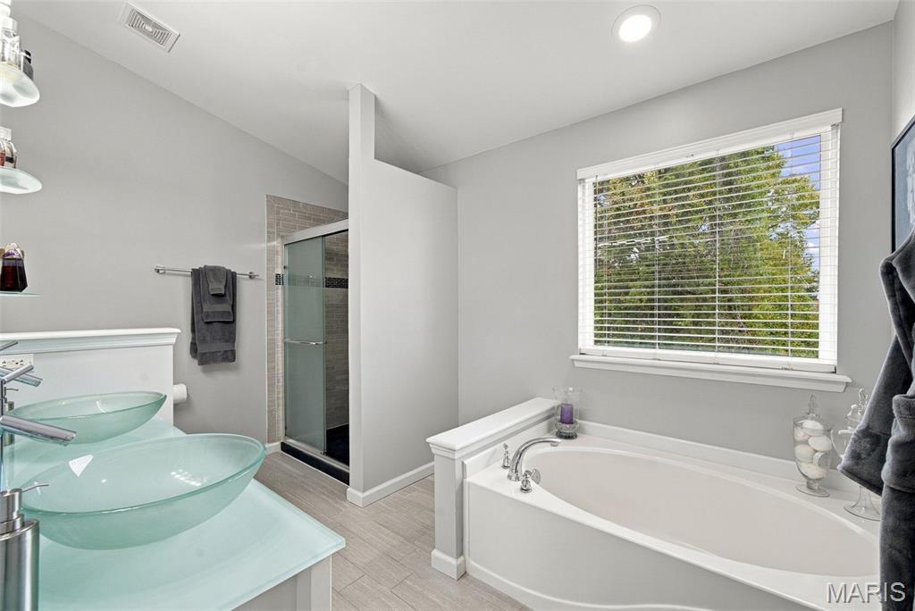 1309 Mason Grove Drive Property Photo 17