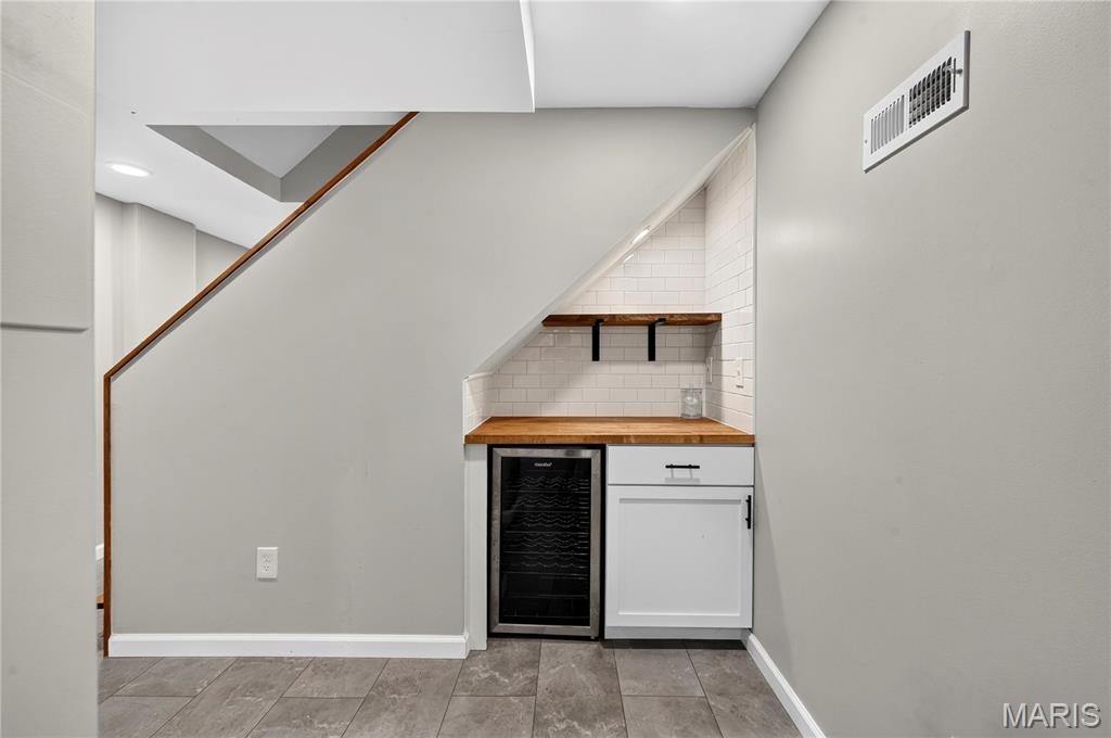 954 Chartrand Drive Property Photo 11