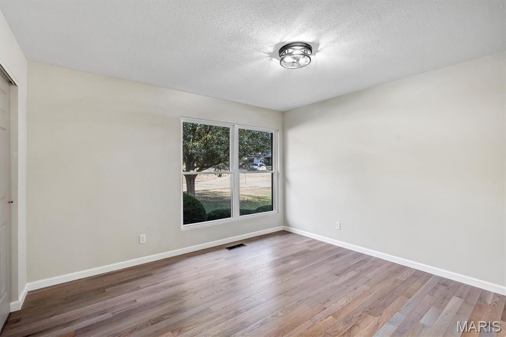 25 Leaside Court Property Photo 28