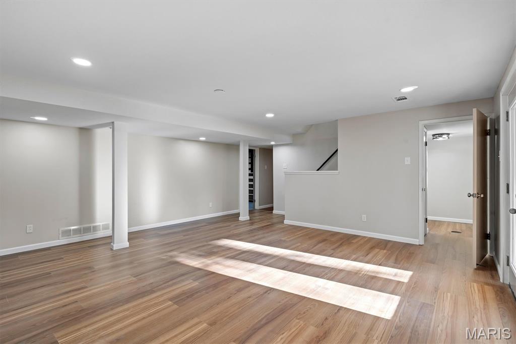 25 Leaside Court Property Photo 35