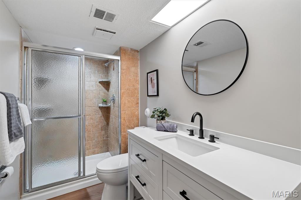 25 Leaside Court Property Photo 41