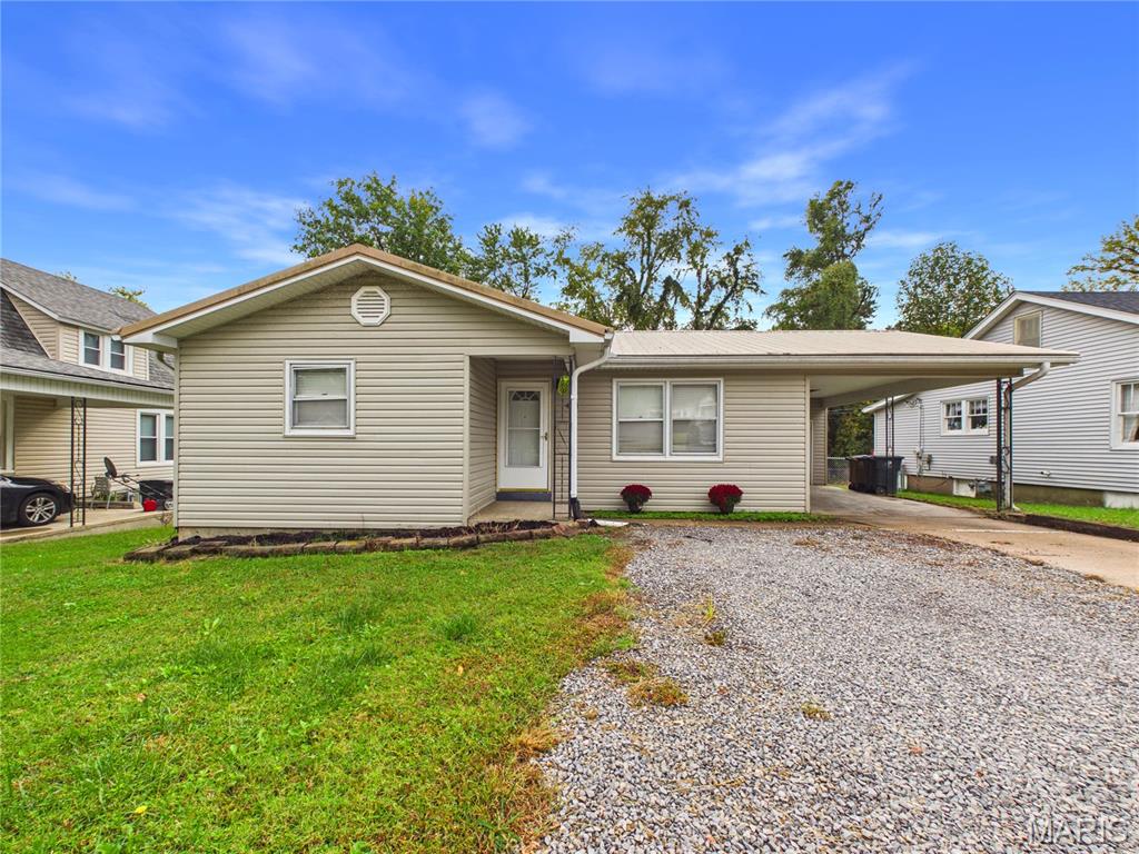 421 E Cape Rock Drive Property Photo 1