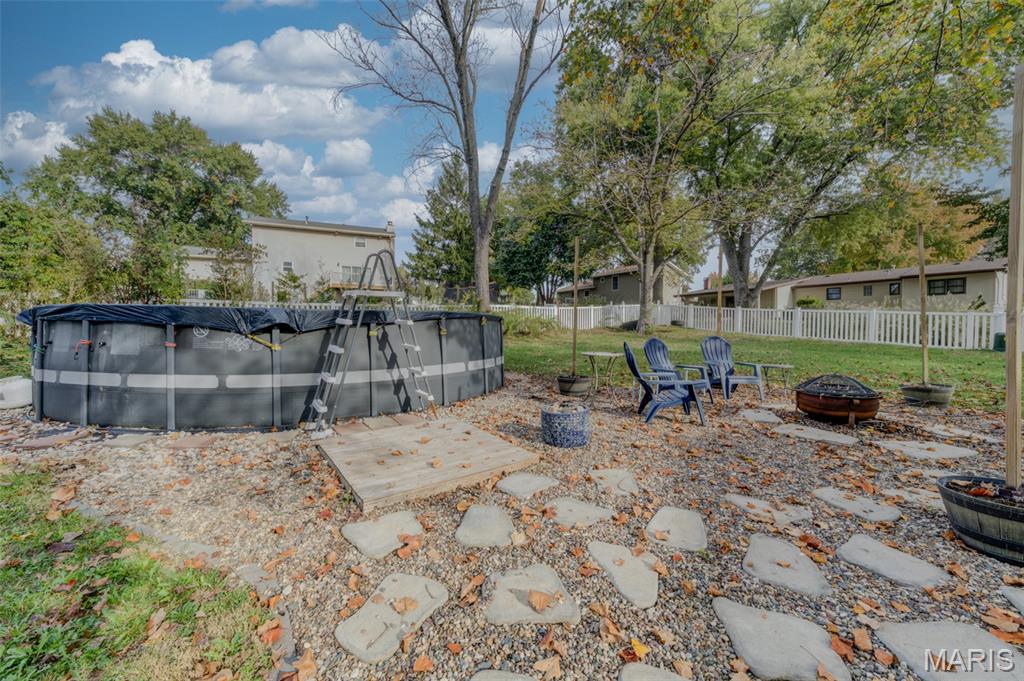 4 Newberry Court Property Photo 3