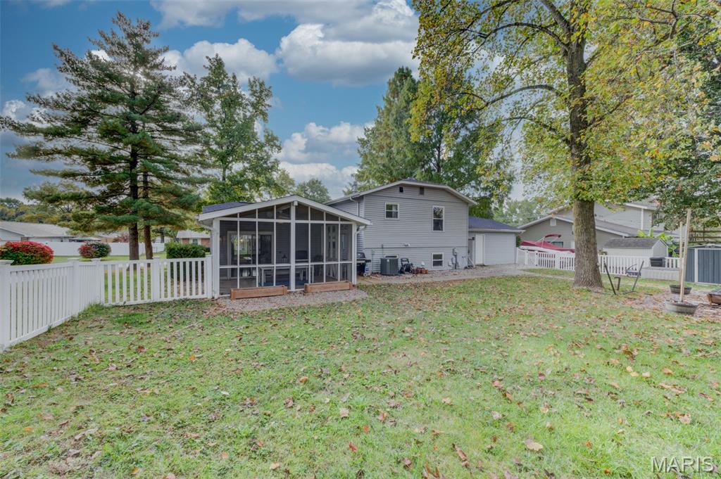 4 Newberry Court Property Photo 4