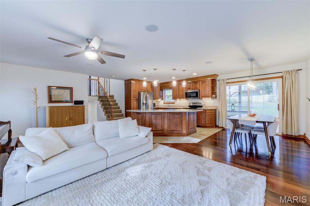 4 Newberry Court Property Photo 11