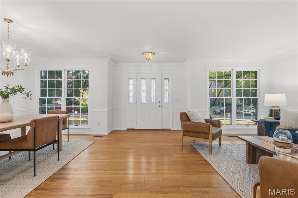 5844 Itaska Street Property Photo 4