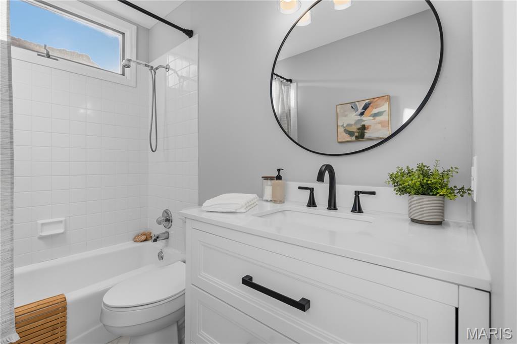 5844 Itaska Street Property Photo 29