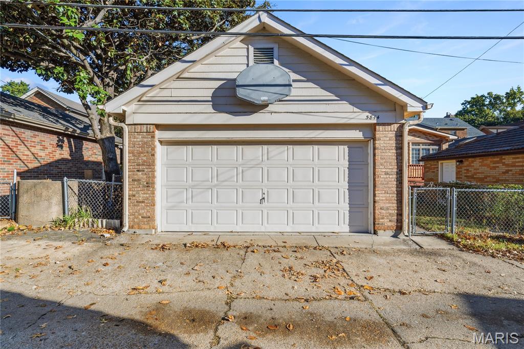 5844 Itaska Street Property Photo 43