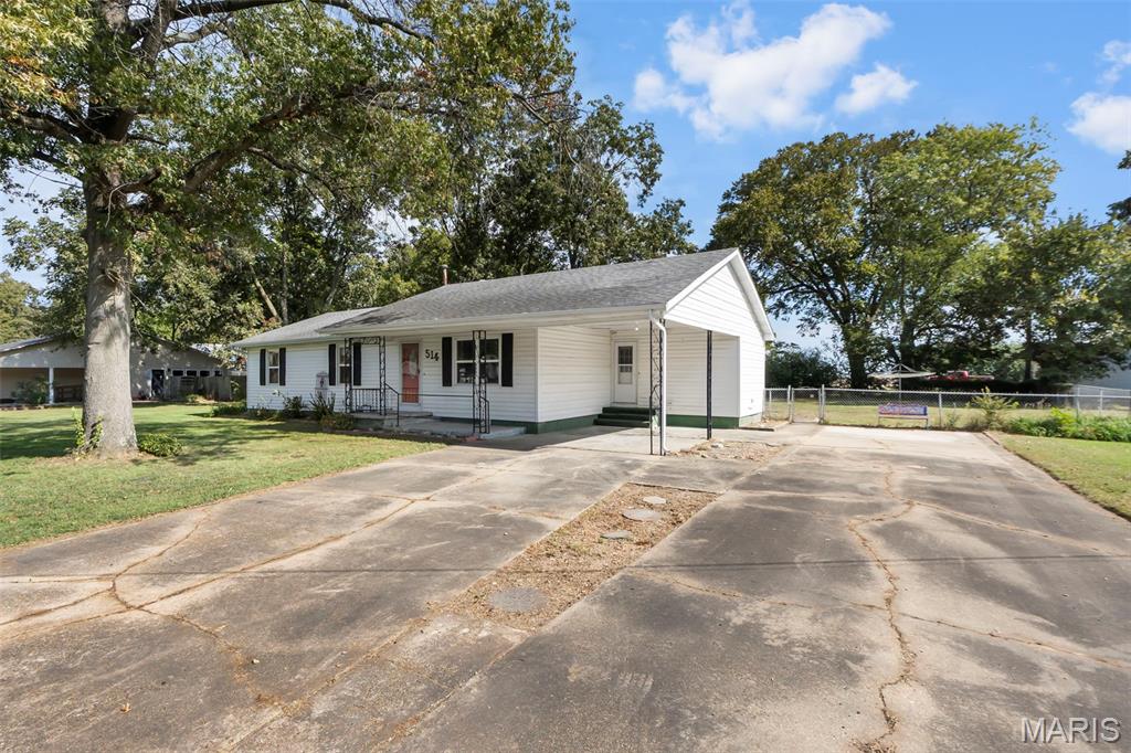 514 Dean Property Photo 1