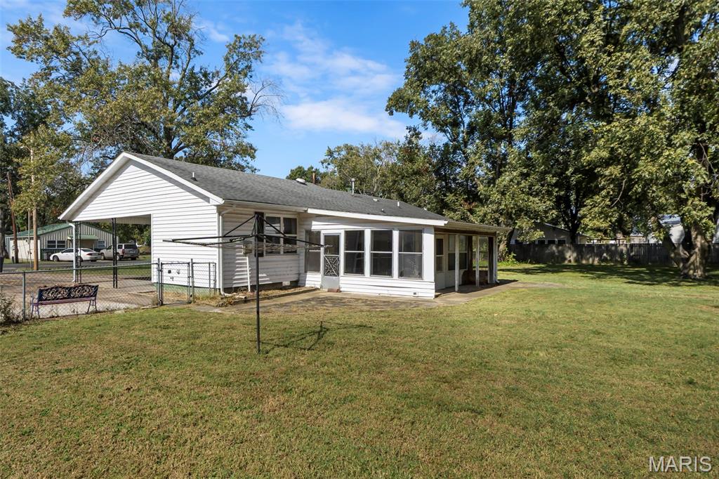 514 Dean Property Photo 6