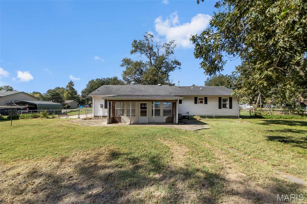 514 Dean Property Photo 7