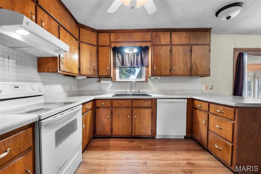 514 Dean Property Photo 15