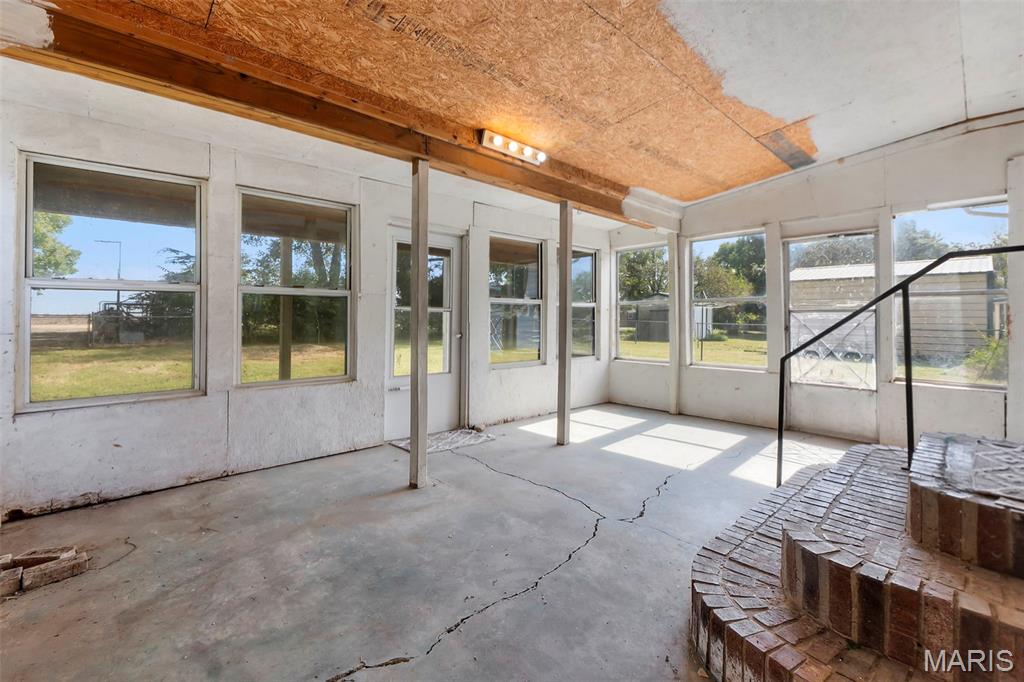 514 Dean Property Photo 25