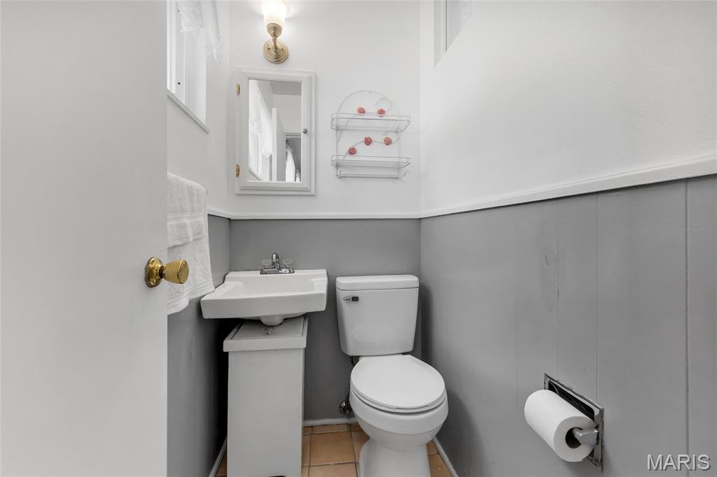 10905 Hampshire Manor Court Property Photo 17