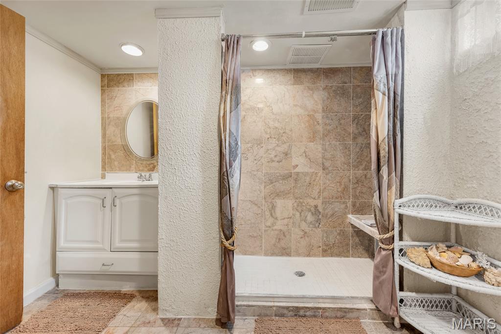 10905 Hampshire Manor Court Property Photo 27